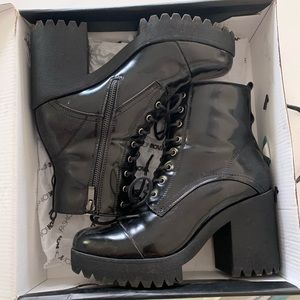 Size 10 Fashion Nova On Call Booties Black